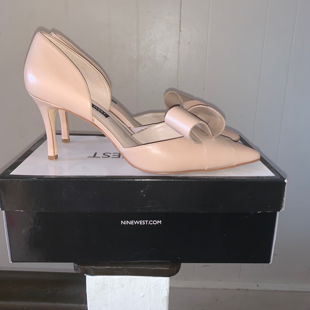 Shoes! - Picture 2 of 4